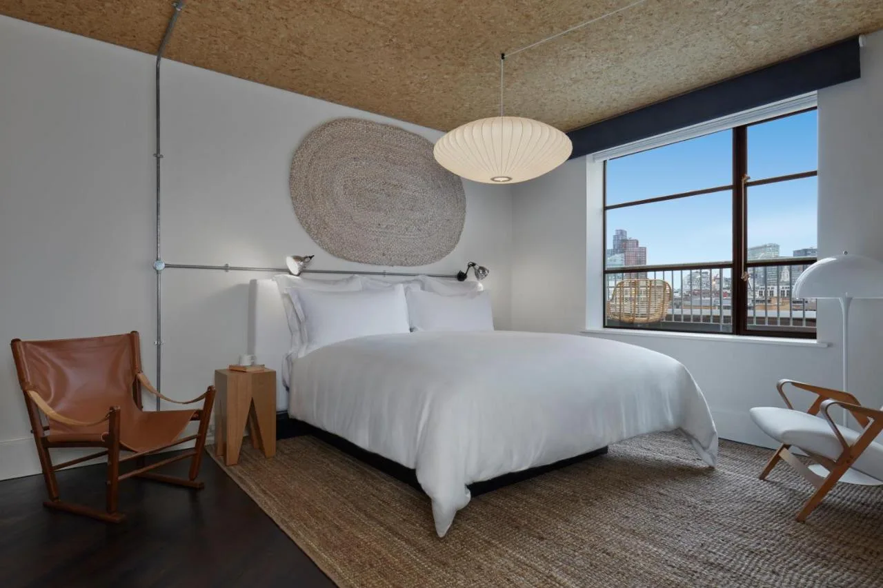 Studio Suite North